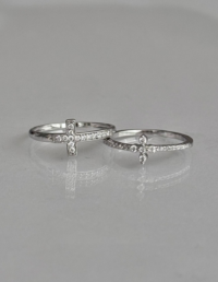 Anel Cruz Retangular / Cruz Gotas Prata 925 Banho Ródio e Zircônias