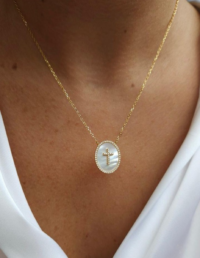 Colar Cruz Madrepérola Prata 925 Banho Ouro 18k e Moissanite