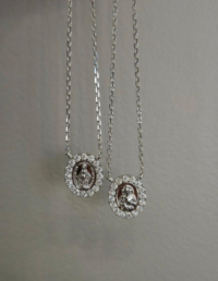 Escapulário Nossa Senhora Oval Prata 925 Banho Ródio e Moissanite